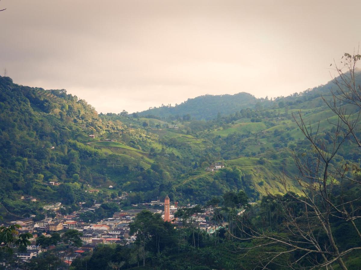 Finca Tradicional El Otono Pijao ภายนอก รูปภาพ