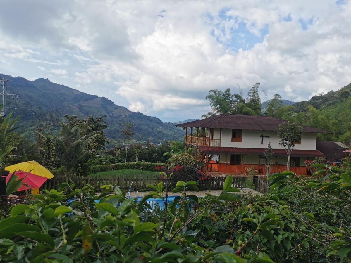 Finca Tradicional El Otono Pijao ภายนอก รูปภาพ